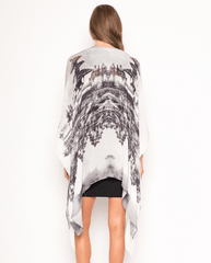 Pura Bratan Temple Kimono