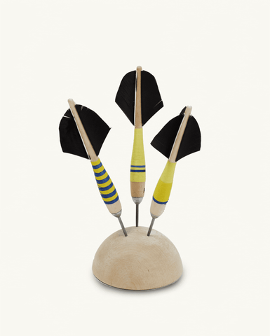 Skirmish Darts Black and Yellow